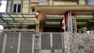 For Sale rumah Eksklusif di Gandaria, Jakarta Selatan - LT 216m²