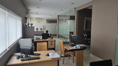 Harue Dijual Gudang Multiguna Alam Sutera, Hoek