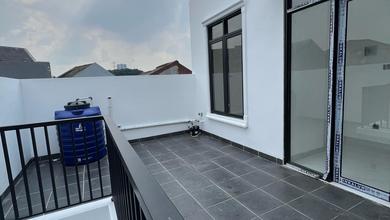 Rumah Dijual di BSD Kencana Loka, Tangerang, LB 120m², Harga Kompetitif!