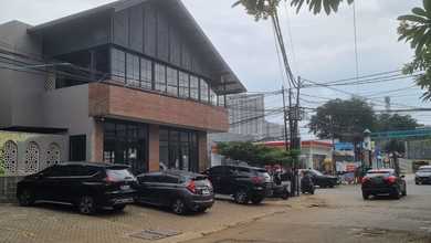 Dijual Cepat Cafe Resto di Nusaloka, BSD