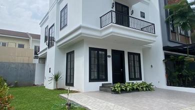 Kesempatan Langka, rumah Mewah di BSD, Tangerang, LB 220m²