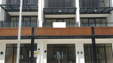 Disewakan Ruko 3 Lantai Hampton Boulevard Gading Serpong, Tangerang