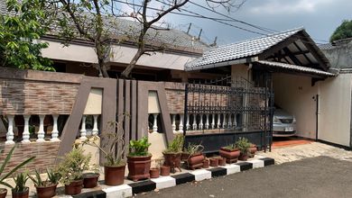 Hunian Mewah di Palmerah, Jakarta Barat, 7 KT, LT 346m²