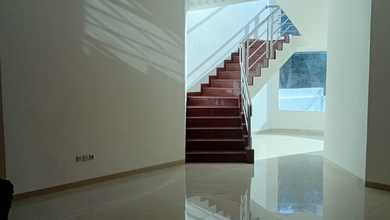 Hunian Mewah di Tanjung Priok, Jakarta Utara, 3 KT, LT 345m²