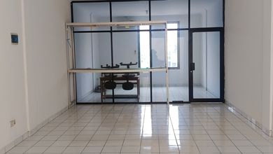 Ruko Gandeng Siap Usaha Lokasi Ramai di Taman Royal, Tangerang