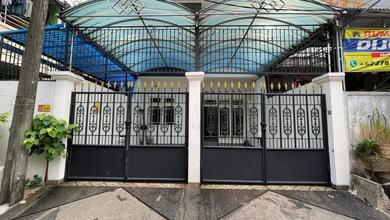 Properti Siap Pakai di Area Penjaringan, Jakarta Utara, LT 97m²