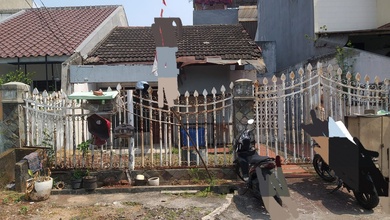 For Sale rumah Mewah di Pulomas, Jakarta Timur - LT 144m²