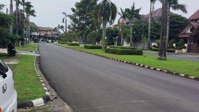 Rumah Elit Luas 257 m2, area Kemang Pratama, Bekasi