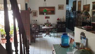 Dijual rumah Mewah di Kramat, Jakarta Pusat - LT 215m²