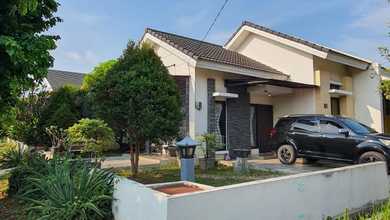 Jual Rumah Mewah Luas 180 m2 Kawasan Harapan Mulya, Bekasi