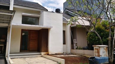Rumah Sewaan Murah di Tangerang Kota, Tangerang, 2 KT, Harga 40 Juta /tahun