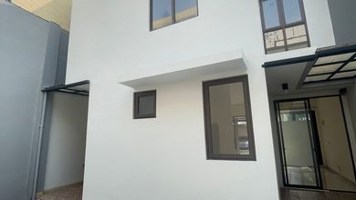 Rumah Elite di Kawasan BSD City, Tangerang, LB 105m², Harga 3,2 Miliar