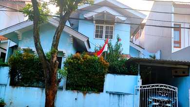 Penawaran Eksklusif, rumah Mewah di Bintaro, Tangerang Selatan, LB 177m²