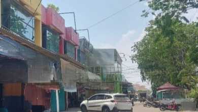 Ruko 2 Lanta Sewa Jual di Taman Harapan Baru, Bekasi SHM