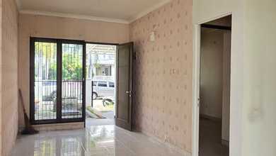 Rumah Sewa Nyaman Lokasi Harapan Indah, Bekasi, LB 160m²