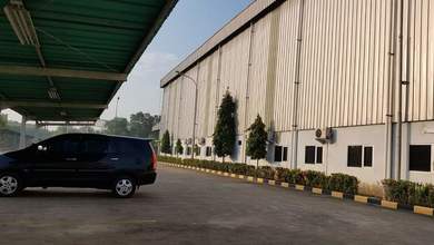 pabrik dalam kawasan Industri Jababeka