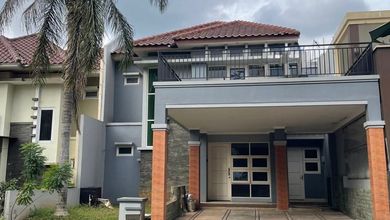 Rumah Dijual di Legenda Wisata, Bogor, LB 300m², Harga Kompetitif!