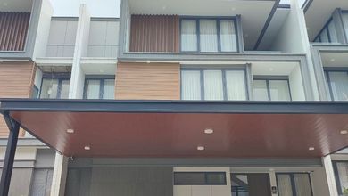 Penawaran Eksklusif, rumah Prestisius di Kota Wisata, Bogor, LB 237m²