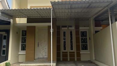 Kesempatan Rumah di Legenda Wisata, Bogor, LB 100m², Harga 800 Juta