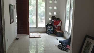 Kesempatan Rumah di Cikeas, Bogor, LB 55m², Harga 1 Miliar