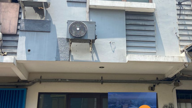 Unit Bagus- Dijual Ruko 2lt Posisi Terdepan Di Legenda Wisata