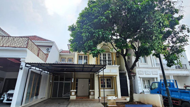 Rumah Elit Luas 200 m2, area Kota Wisata, Bogor