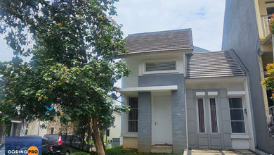 Jual Rumah Strategis di Legenda Wisata, Bogor - LT 107m²