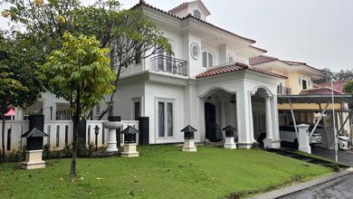 For Sale rumah Premium di Kota Wisata, Bogor - LT 525m²