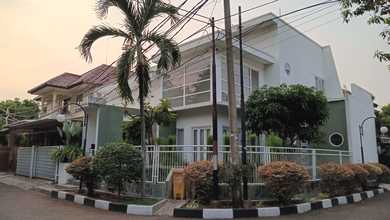 For Sale rumah Premium di Jatisampurna, Bekasi - LT 244m²