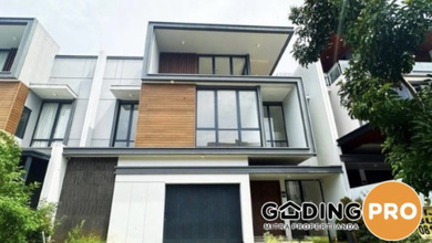 Rumah Elegan di Kota Wisata, Bogor, 4 Kamar Tidur, LT 240m²