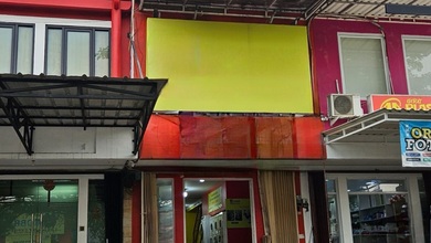 Dijual Ruko 2 Lantai Hadap Jalan Utama Di Legenda Wisata Cibubur