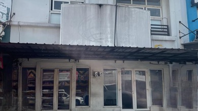 Disewakan 2 Ruko Gandeng 2 Lantai Lokasi Strategis Di Jalan Utama Canadian Broadway Kota Wisata