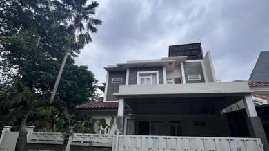 Dijual rumah Eksklusif di Bekasi Selatan, Bekasi - LT 220m²
