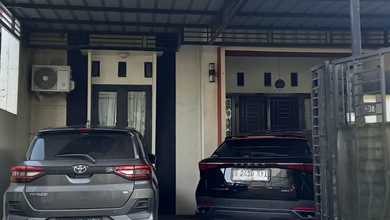 Rumah Siap Huni di Kawasan Bekasi, Bekasi, LT 125m²