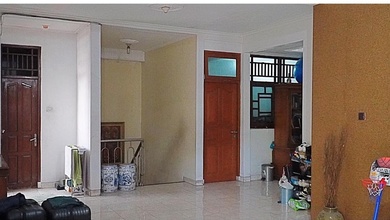 Rumah Prestisius di Kawasan Klender, Jakarta Timur, LB 208m², Harga 4,5 Miliar
