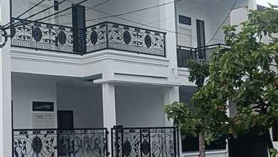 Kesempatan Rumah di Harapan Indah, Bekasi, LB 150m², Harga 1,7 Miliar