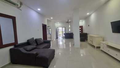 Rumah Idaman di Harapan Indah, Bekasi, 2 KT, Harga 1,8 Miliar