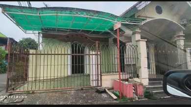 Rumah Megah Unfurnished Daerah Strategis di Bekasi