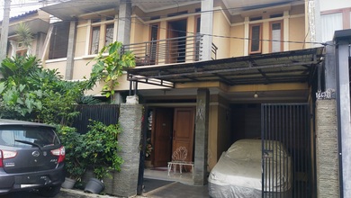 Rumah Area Luxury Buah Batu, Bandung - Harga Menarik 2,95 Miliar