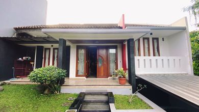 Jual Rumah 250 di Sarijadi, Bandung