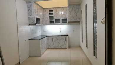 Rumah Sewa Murah Lokasi Kelapa Gading, Jakarta Utara, LB 200m²