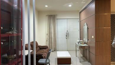 Kesempatan Eksklusif, rumah Mewah di Galaxy, Bekasi, LB 250m²