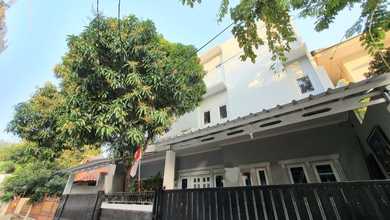 Dijual Cepat Rumah Kost 3 Lantai di Cempaka Putih, Jakarta Pusat