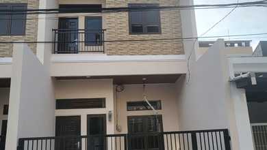 Rumah Mewah LT 75 m2, di Pegangsaan, Jakarta Utara