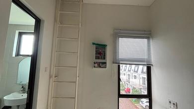 Disewakan Ruko Gandeng 3Lantai di Maison De Wisteria Metland Menteng Cakung Jakarta Timur