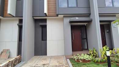 Kesempatan Rumah di Summarecon Bekasi, Bekasi, LB 50m², Harga 1,1 Miliar