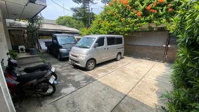 Kesempatan Langka, rumah Prestisius di Pulomas, Jakarta Timur, LB 400m²