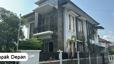 Rumah Prestisius di Kawasan Pondok Gede, Bekasi, LB 270m², Harga 3,5 Miliar