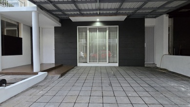 Rumah Elite di Kawasan Lakarsantri, Surabaya, LB 150m², Harga 3,5 Miliar