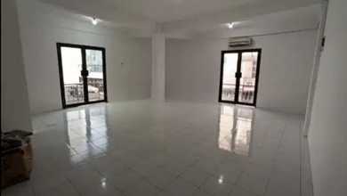 Ruko 3.5 Lantai Di Kompleks Klampis 21 Manyar